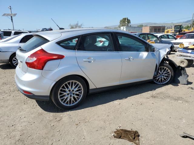 Photo 2 VIN: 1FADP3N27DL190544 - FORD FOCUS 