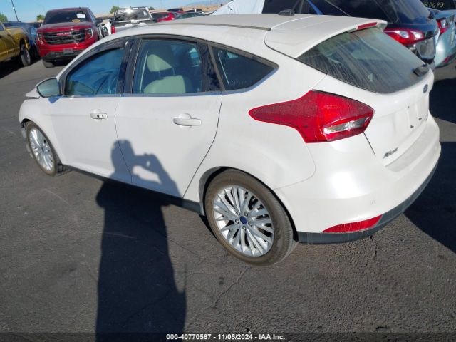 Photo 2 VIN: 1FADP3N27GL254036 - FORD FOCUS 