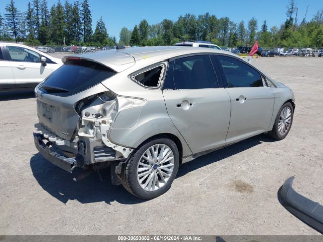 Photo 3 VIN: 1FADP3N27GL285335 - FORD FOCUS 