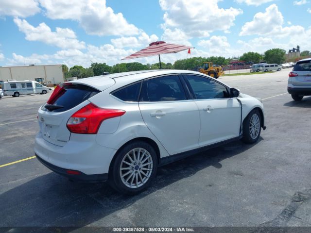 Photo 3 VIN: 1FADP3N28DL180296 - FORD FOCUS 