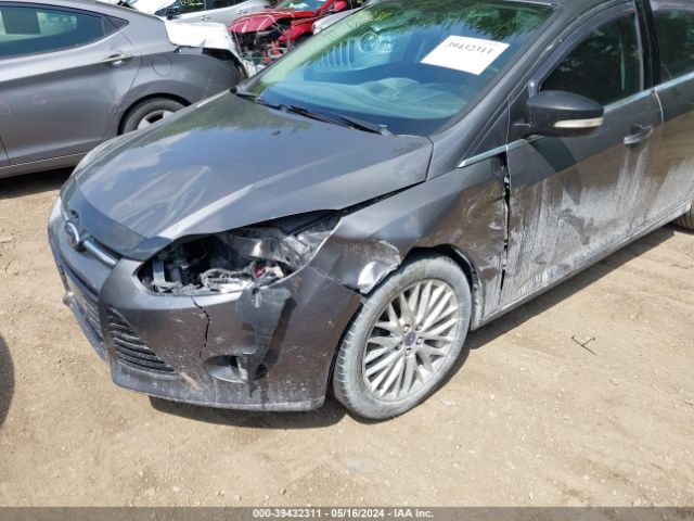 Photo 5 VIN: 1FADP3N28EL206591 - FORD FOCUS 