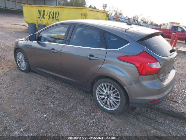 Photo 2 VIN: 1FADP3N28EL311194 - FORD FOCUS 