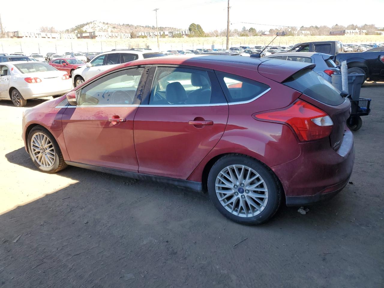 Photo 1 VIN: 1FADP3N28EL423123 - FORD FOCUS 