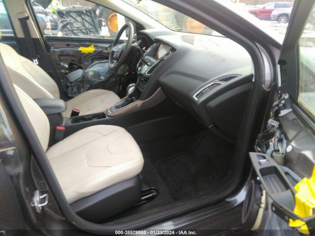 Photo 4 VIN: 1FADP3N28FL213316 - FORD FOCUS 