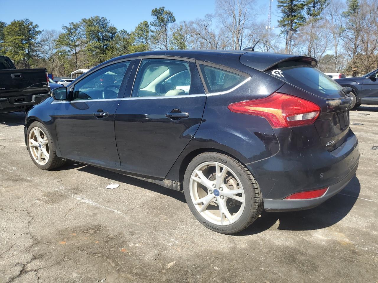 Photo 1 VIN: 1FADP3N28GL210644 - FORD FOCUS 