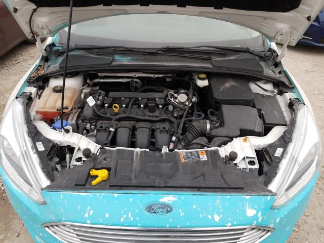 Photo 6 VIN: 1FADP3N28HL268223 - FORD FOCUS 