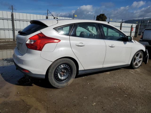 Photo 2 VIN: 1FADP3N29DL244989 - FORD FOCUS 