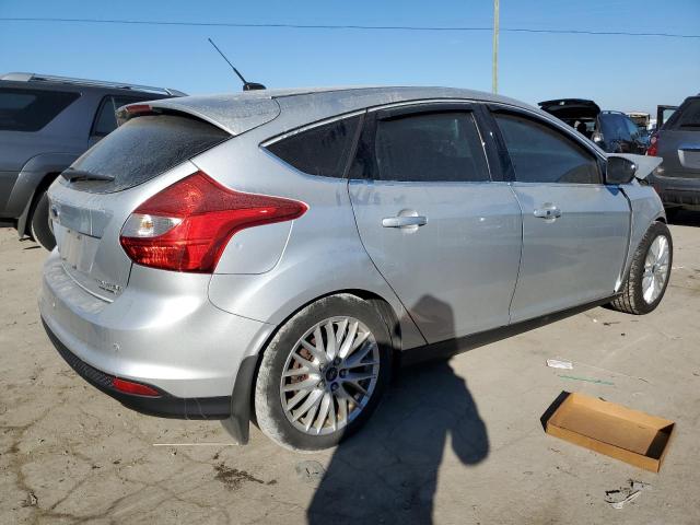 Photo 2 VIN: 1FADP3N29EL457829 - FORD FOCUS 