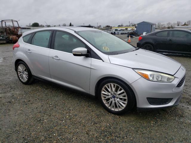 Photo 3 VIN: 1FADP3N29HL287962 - FORD FOCUS 