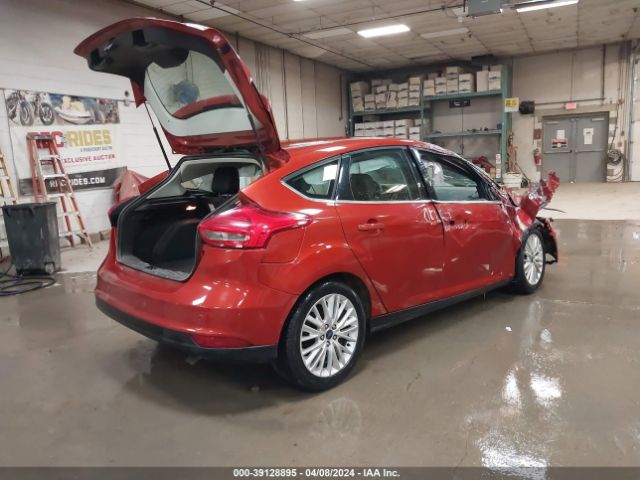 Photo 3 VIN: 1FADP3N29JL279639 - FORD FOCUS 