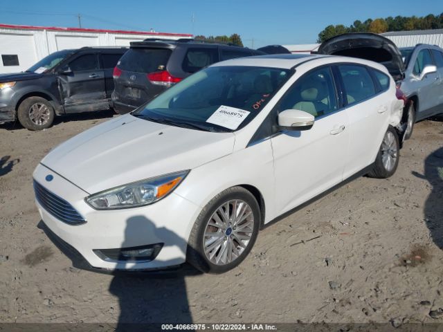 Photo 1 VIN: 1FADP3N29JL331660 - FORD FOCUS 