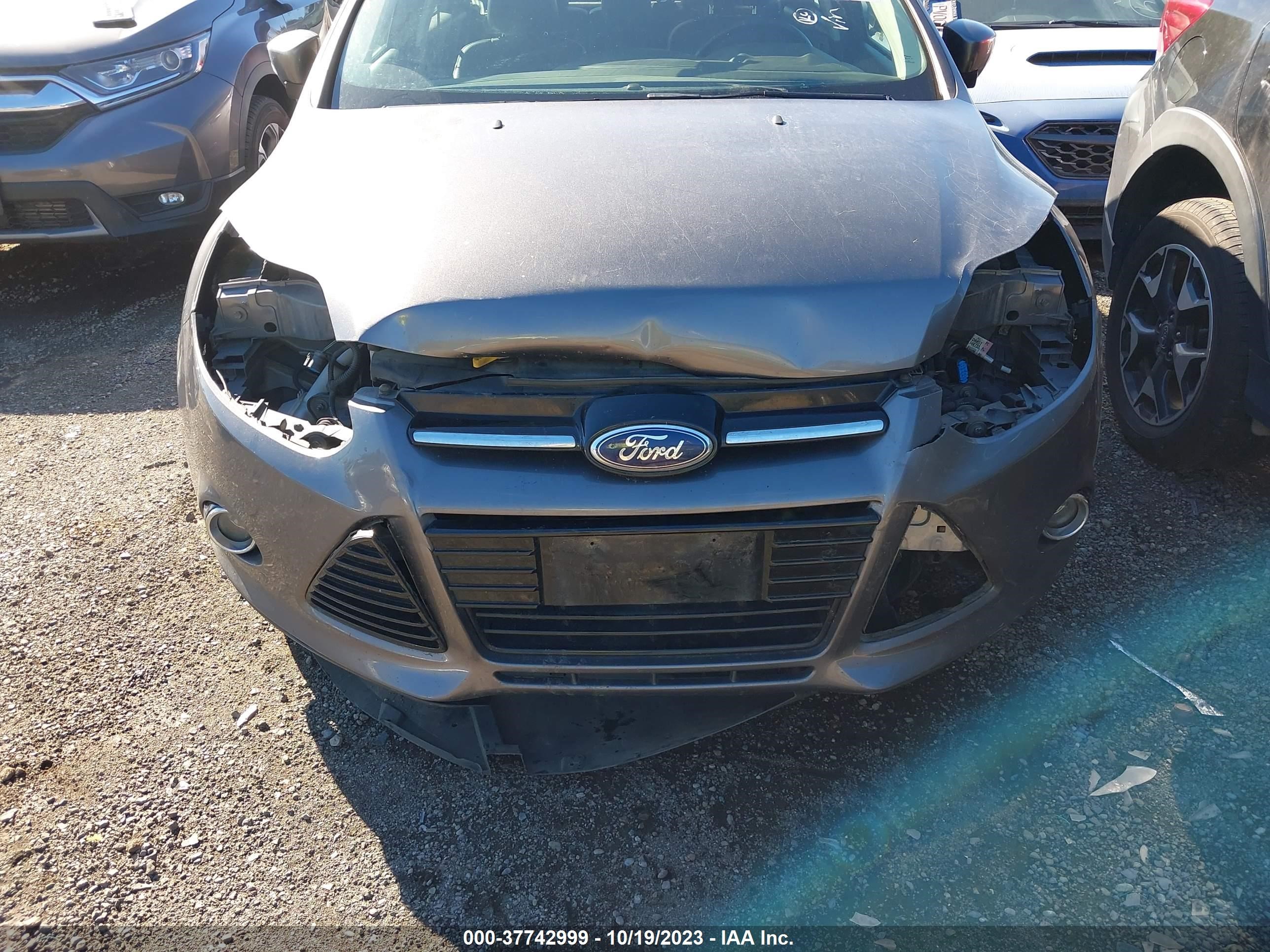 Photo 5 VIN: 1FADP3N2XEL364060 - FORD FOCUS 