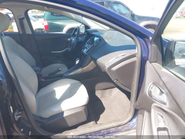 Photo 4 VIN: 1FADP3N2XHL279739 - FORD FOCUS 