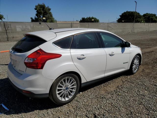 Photo 2 VIN: 1FADP3R41DL271289 - FORD FOCUS BEV 