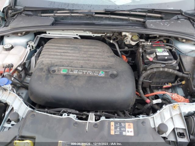 Photo 9 VIN: 1FADP3R43DL235863 - FORD FOCUS ELECTRIC 