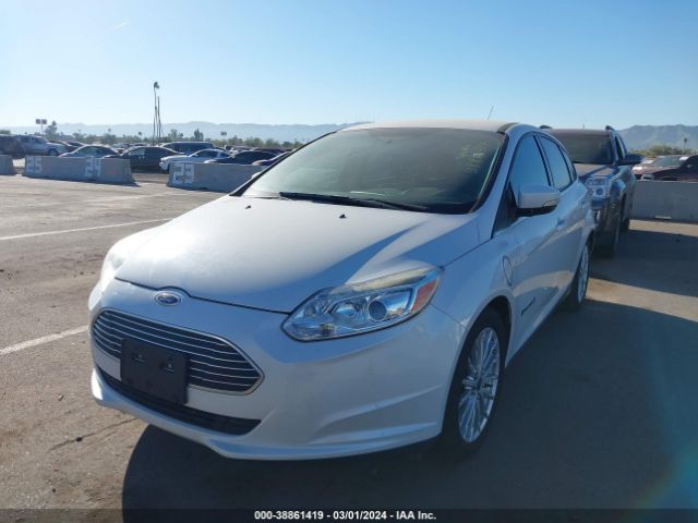 Photo 1 VIN: 1FADP3R46FL275583 - FORD FOCUS ELECTRIC 