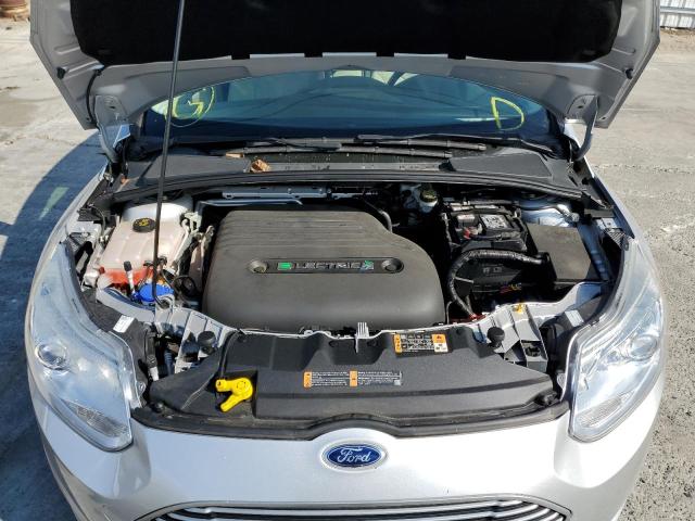 Photo 6 VIN: 1FADP3R48EL374372 - FORD FOCUS 