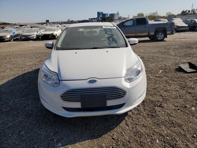 Photo 4 VIN: 1FADP3R48GL221882 - FORD FOCUS BEV 