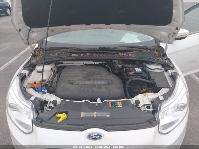 Photo 9 VIN: 1FADP3R4XDL270335 - FORD FOCUS ELECTRIC 