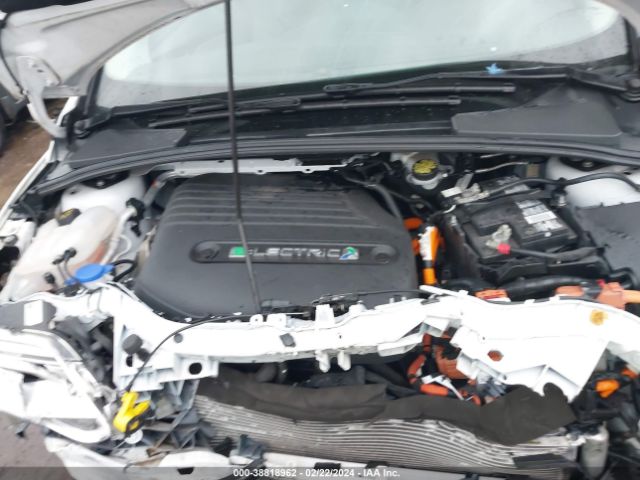 Photo 9 VIN: 1FADP3R4XHL224395 - FORD FOCUS ELECTRIC 