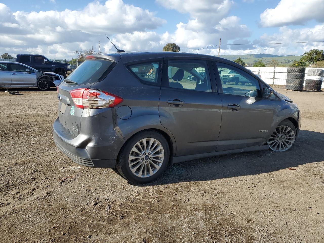 Photo 2 VIN: 1FADP5AU3JL101499 - FORD C-MAX 