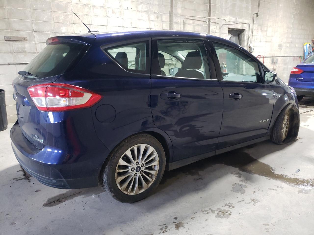 Photo 2 VIN: 1FADP5AU5HL113650 - FORD C-MAX 