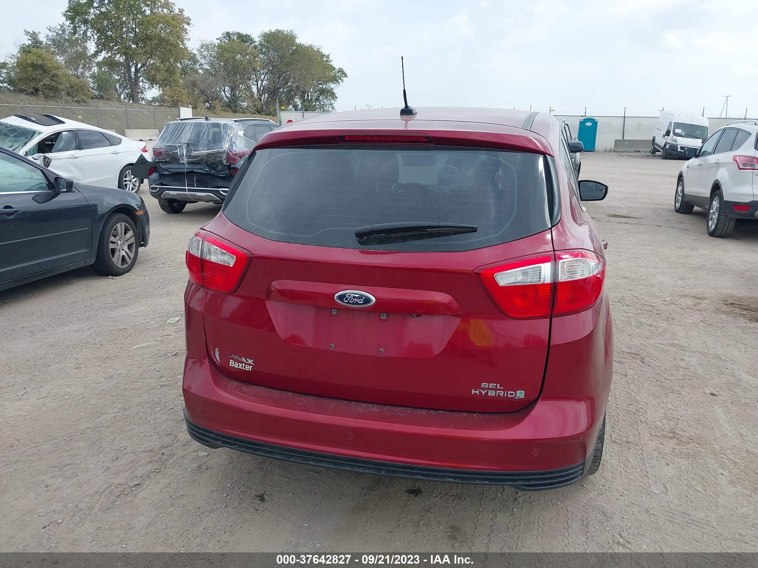 Photo 15 VIN: 1FADP5BU8FL125190 - FORD C-MAX 