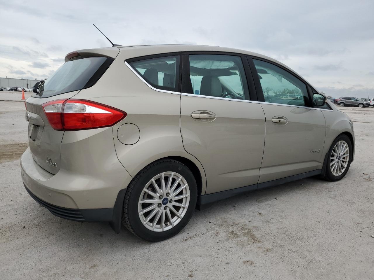 Photo 2 VIN: 1FADP5BU8GL100954 - FORD C-MAX 