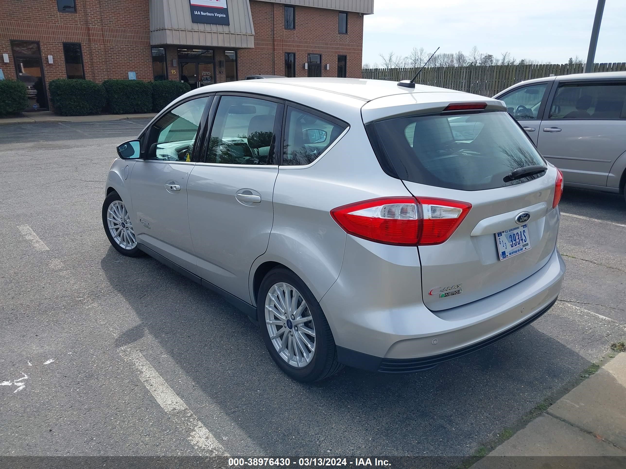 Photo 2 VIN: 1FADP5CU5GL110114 - FORD C-MAX 