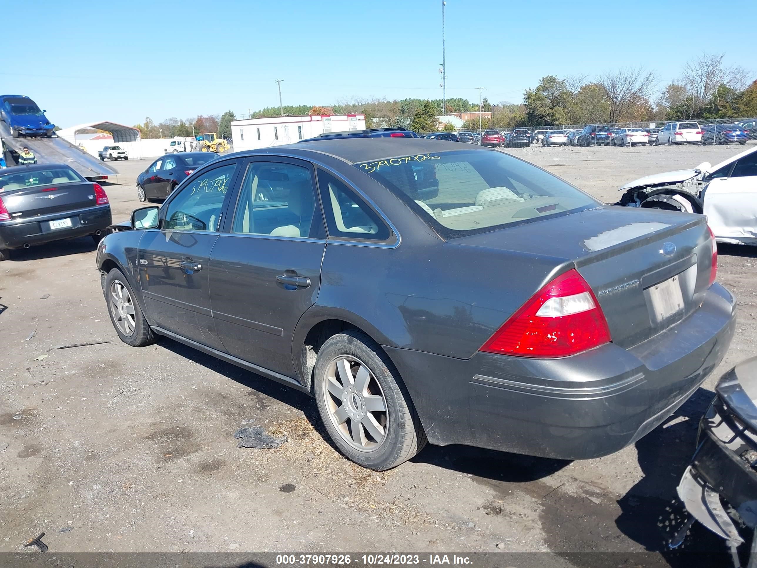 Photo 2 VIN: 1FAFP23136G143035 - FORD FIVE HUNDRED 