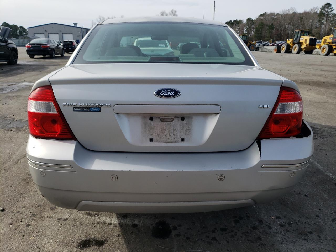 Photo 5 VIN: 1FAFP24146G117543 - FORD FIVE HUNDRED 