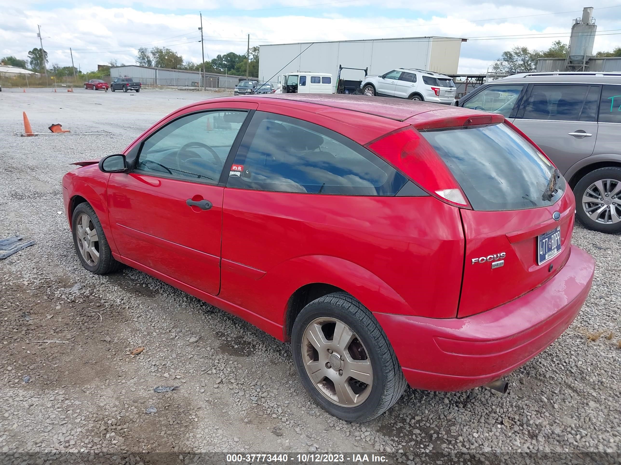 Photo 2 VIN: 1FAFP31N26W198125 - FORD FOCUS 