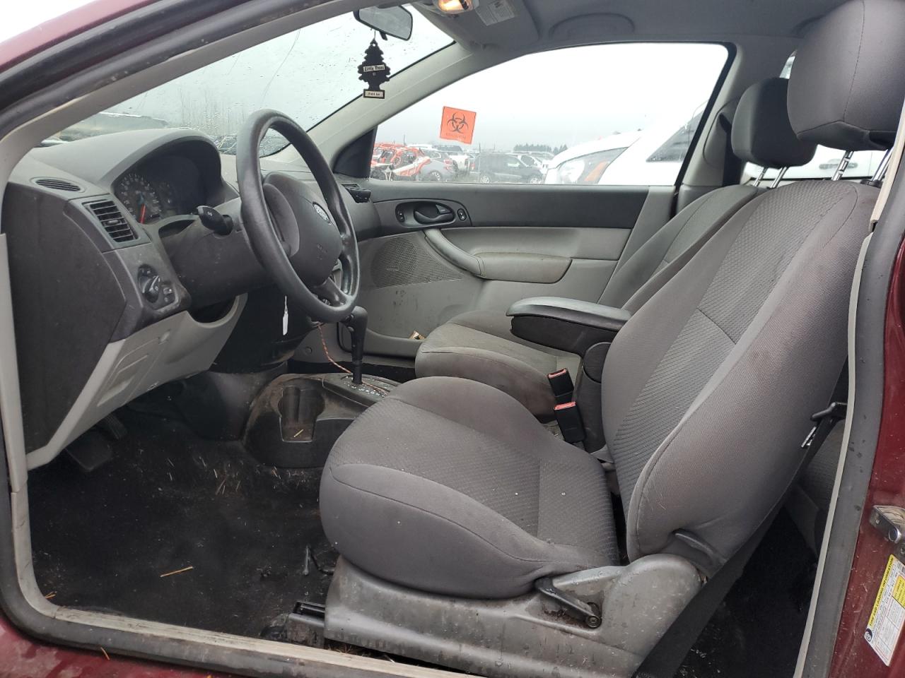 Photo 6 VIN: 1FAFP31N27W346985 - FORD FOCUS 