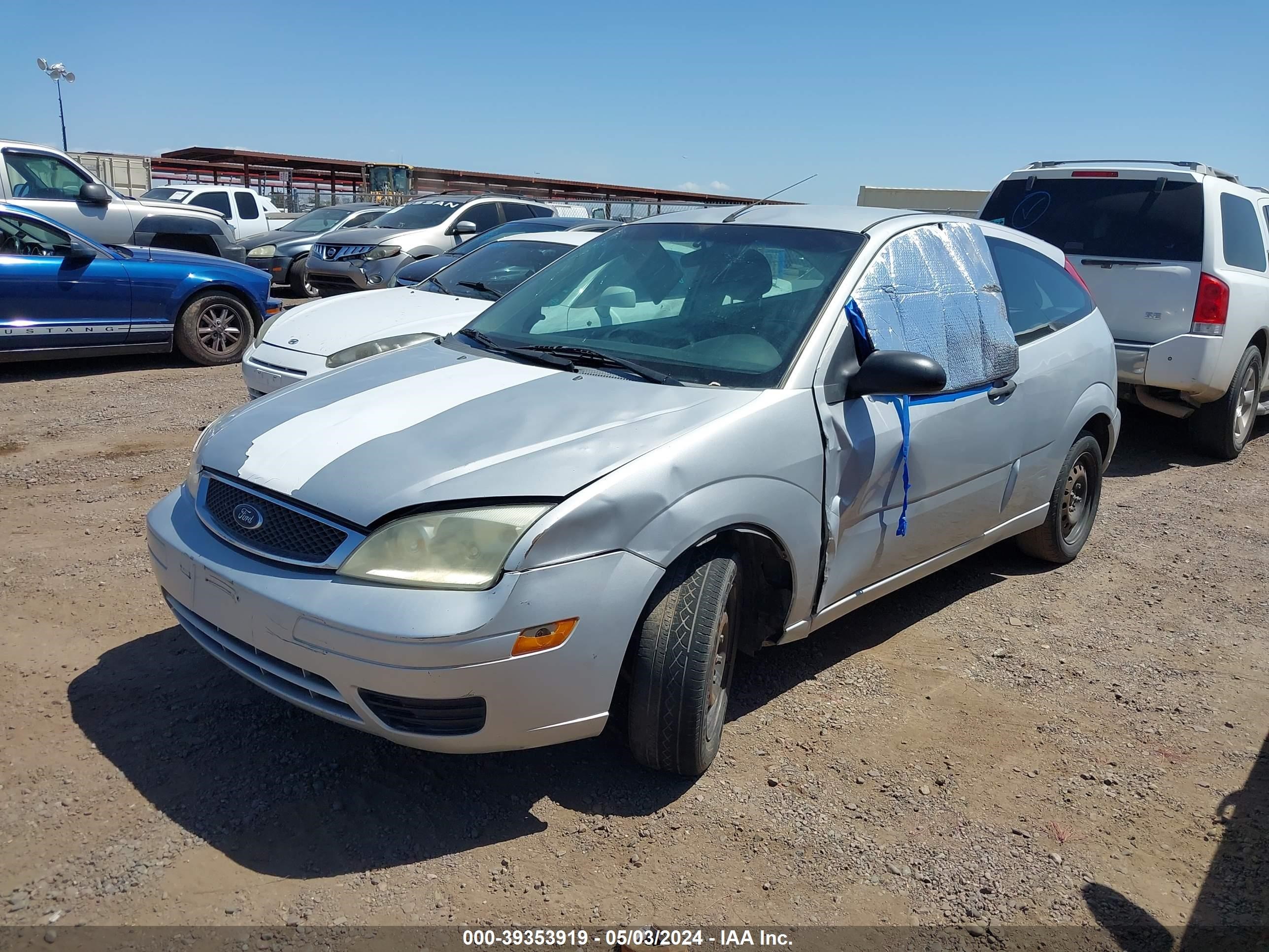 Photo 1 VIN: 1FAFP31N57W328058 - FORD FOCUS 