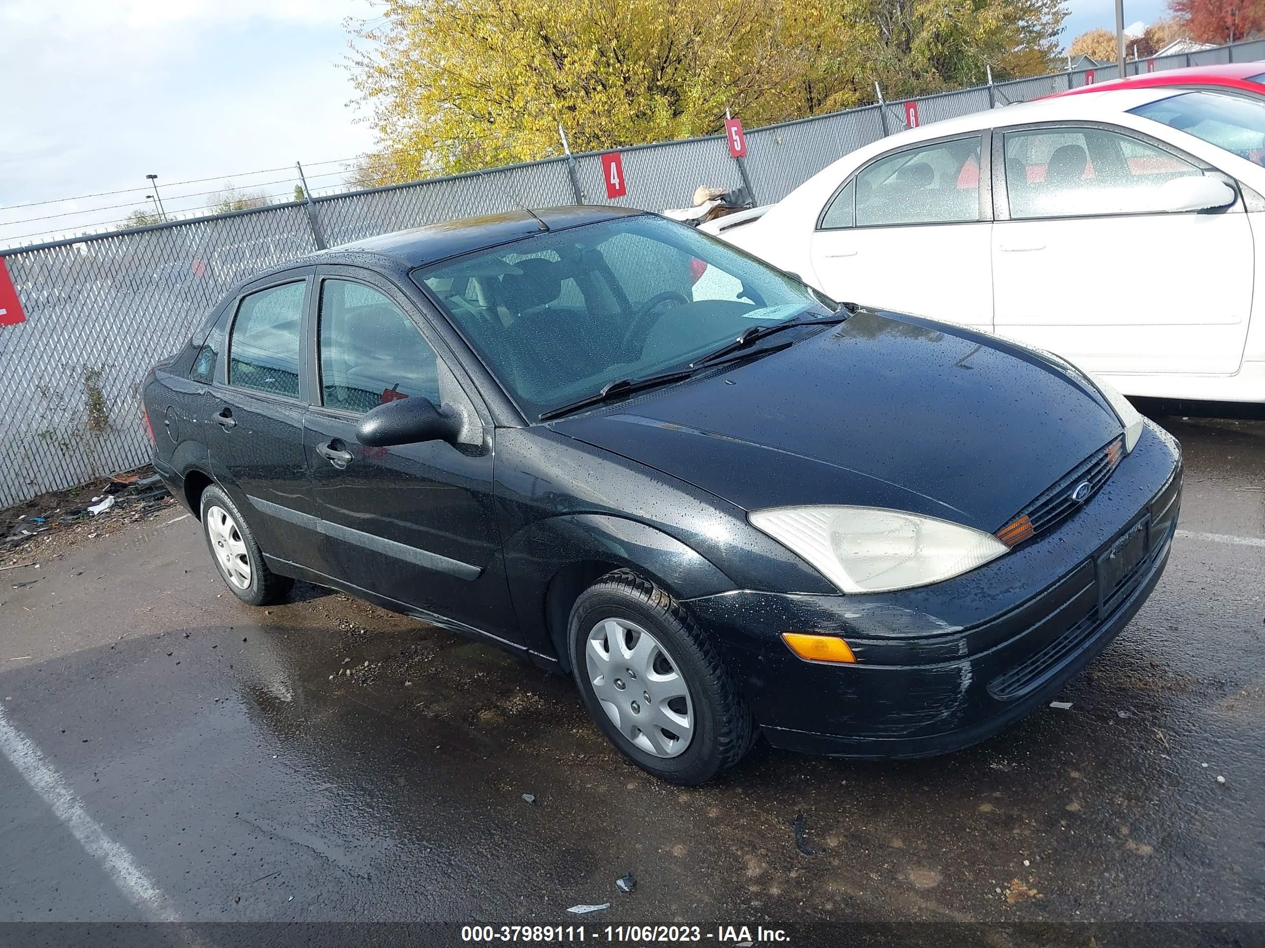 Photo 0 VIN: 1FAFP33P1YW220293 - FORD FOCUS 