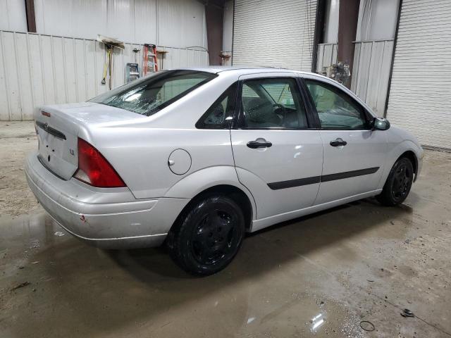 Photo 2 VIN: 1FAFP33P9YW257950 - FORD FOCUS LX 