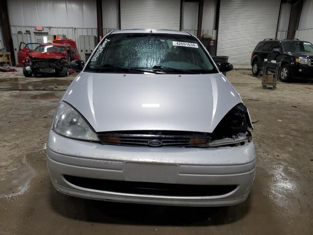 Photo 4 VIN: 1FAFP33P9YW257950 - FORD FOCUS LX 