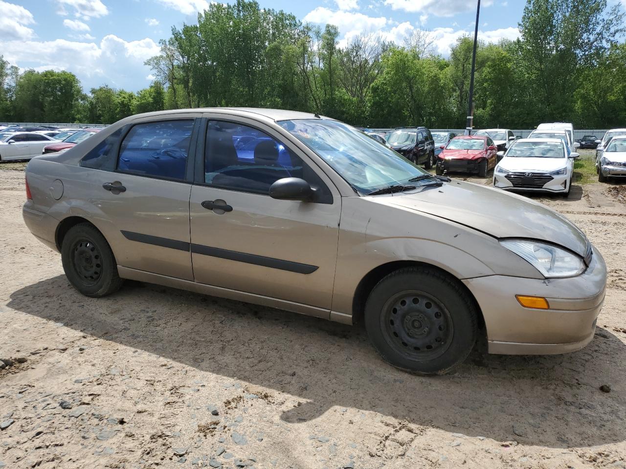 Photo 3 VIN: 1FAFP33PX3W107418 - FORD FOCUS 