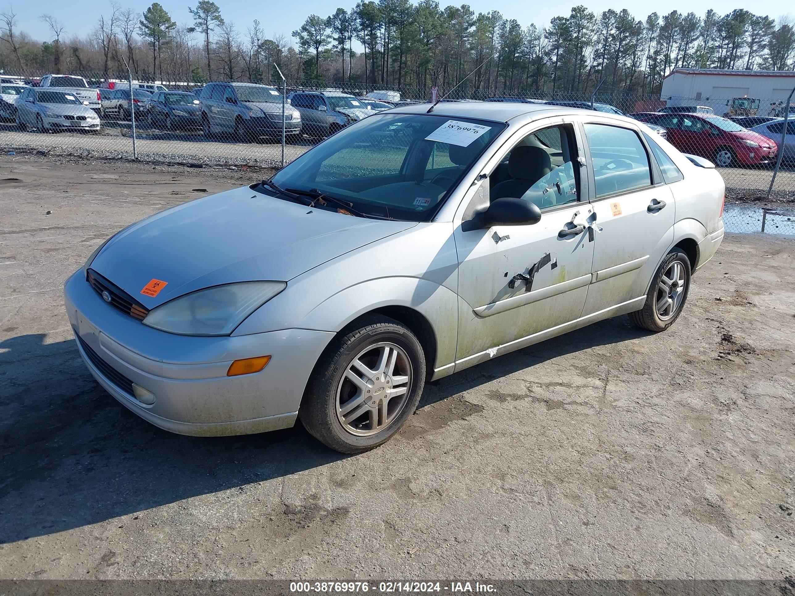 Photo 1 VIN: 1FAFP34301W258101 - FORD FOCUS 