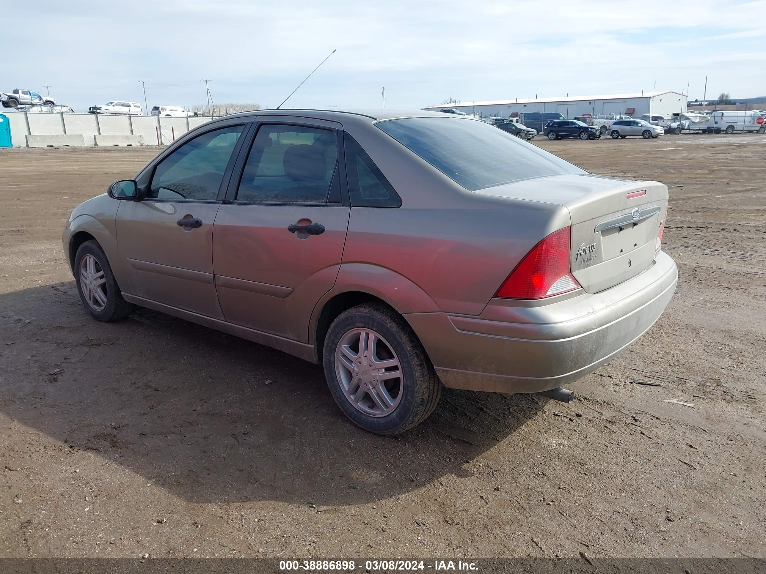 Photo 2 VIN: 1FAFP34313W161878 - FORD FOCUS 