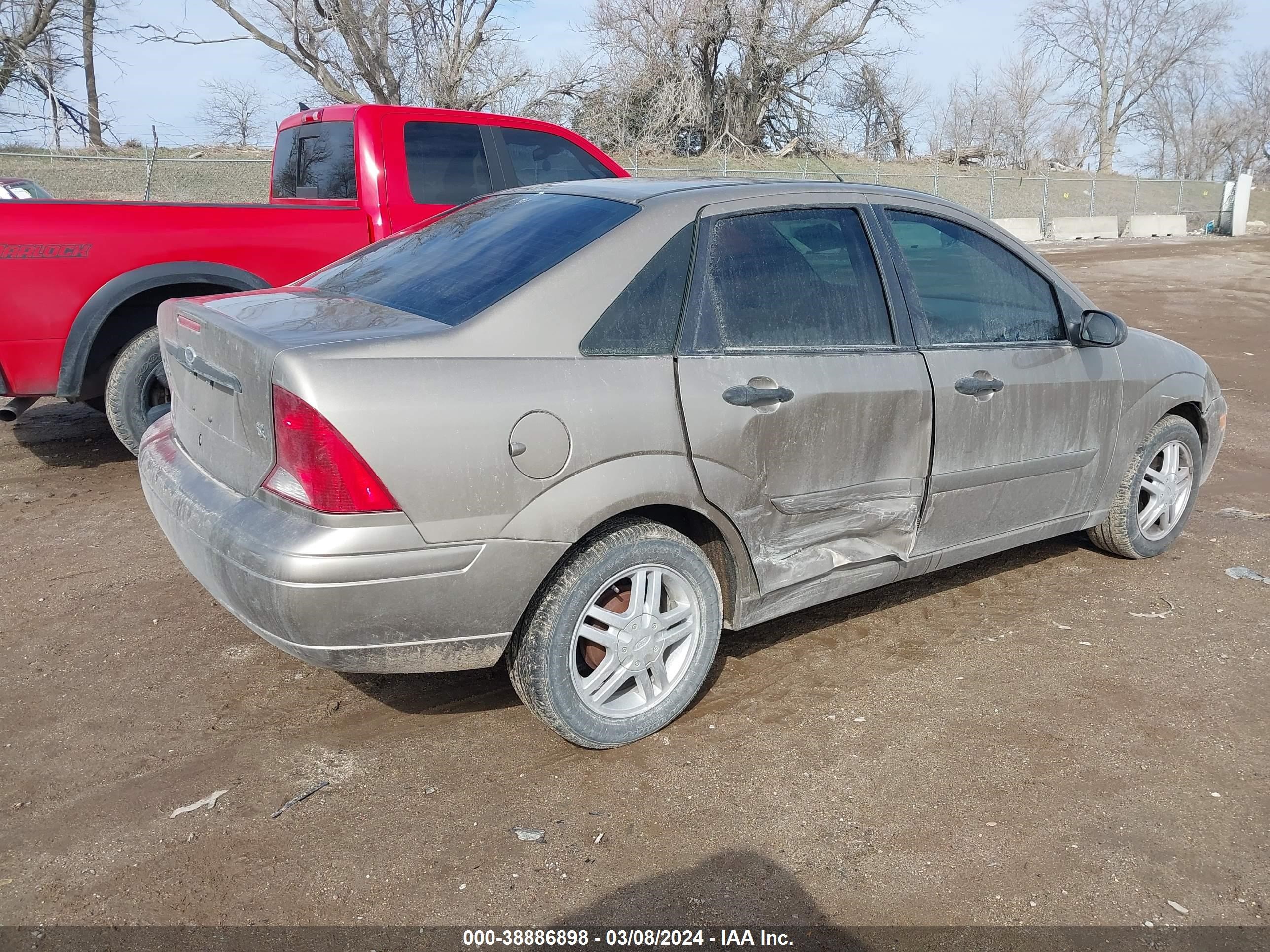 Photo 3 VIN: 1FAFP34313W161878 - FORD FOCUS 