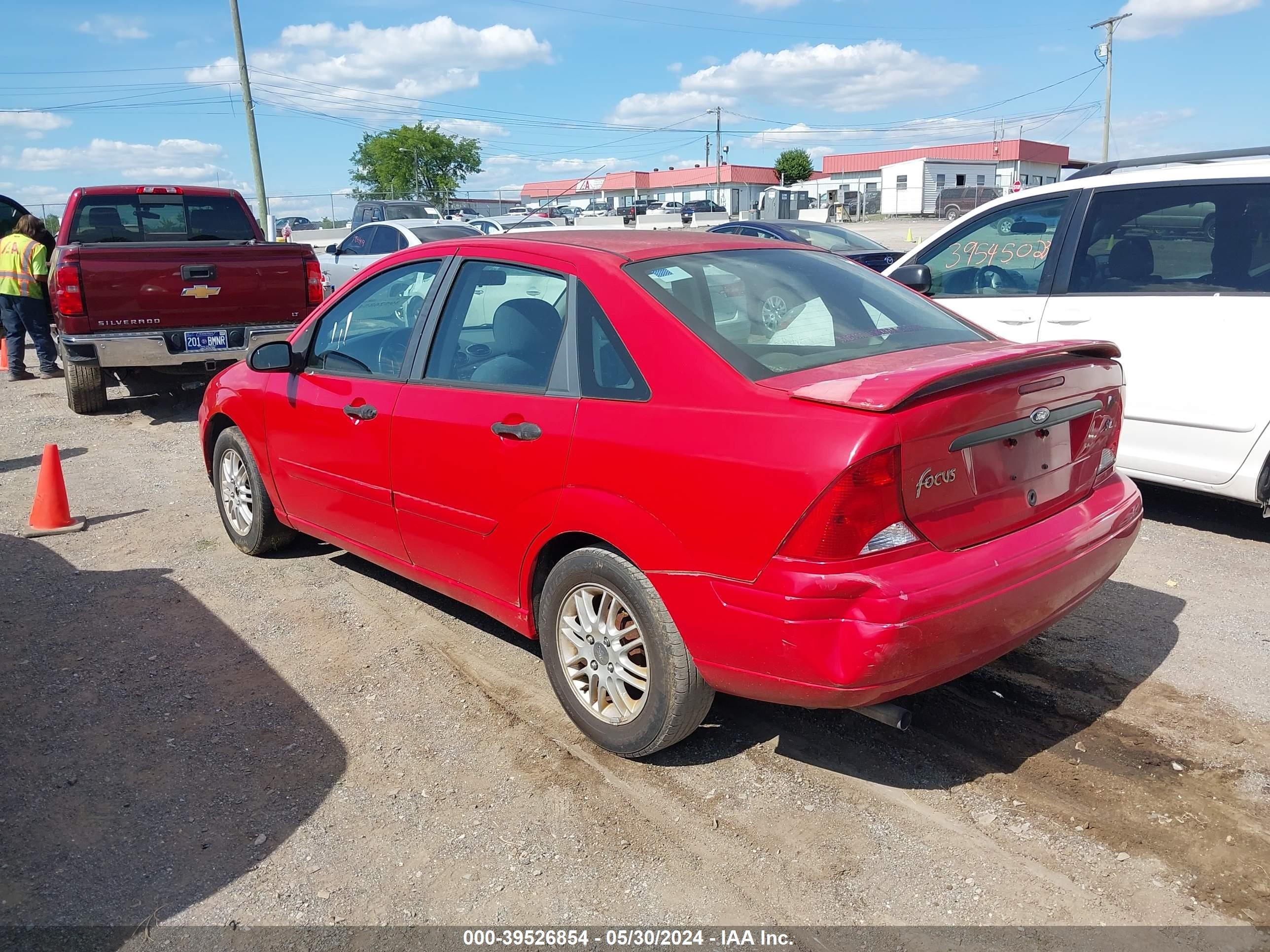 Photo 2 VIN: 1FAFP34321W167007 - FORD FOCUS 