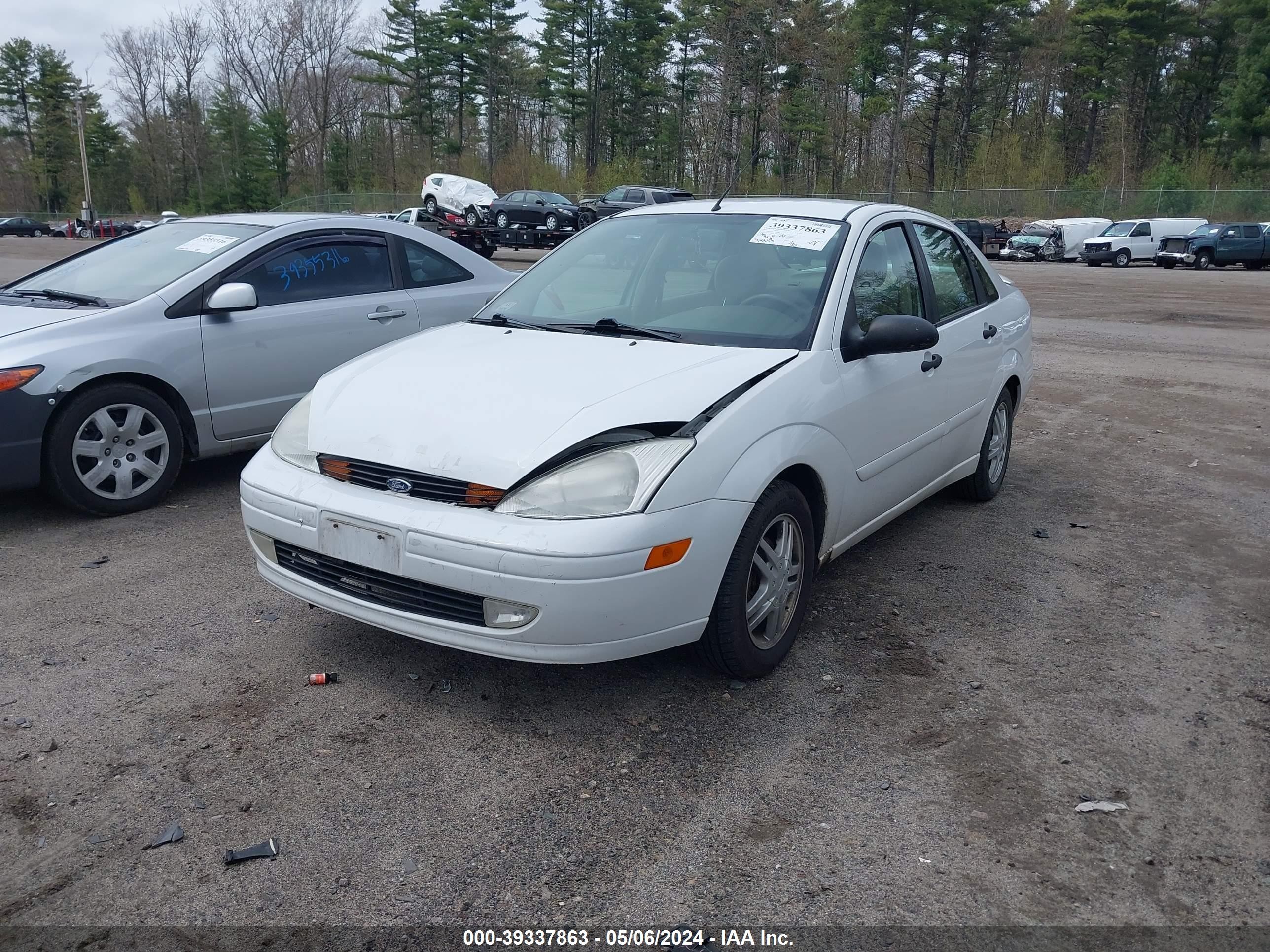 Photo 1 VIN: 1FAFP34321W211541 - FORD FOCUS 