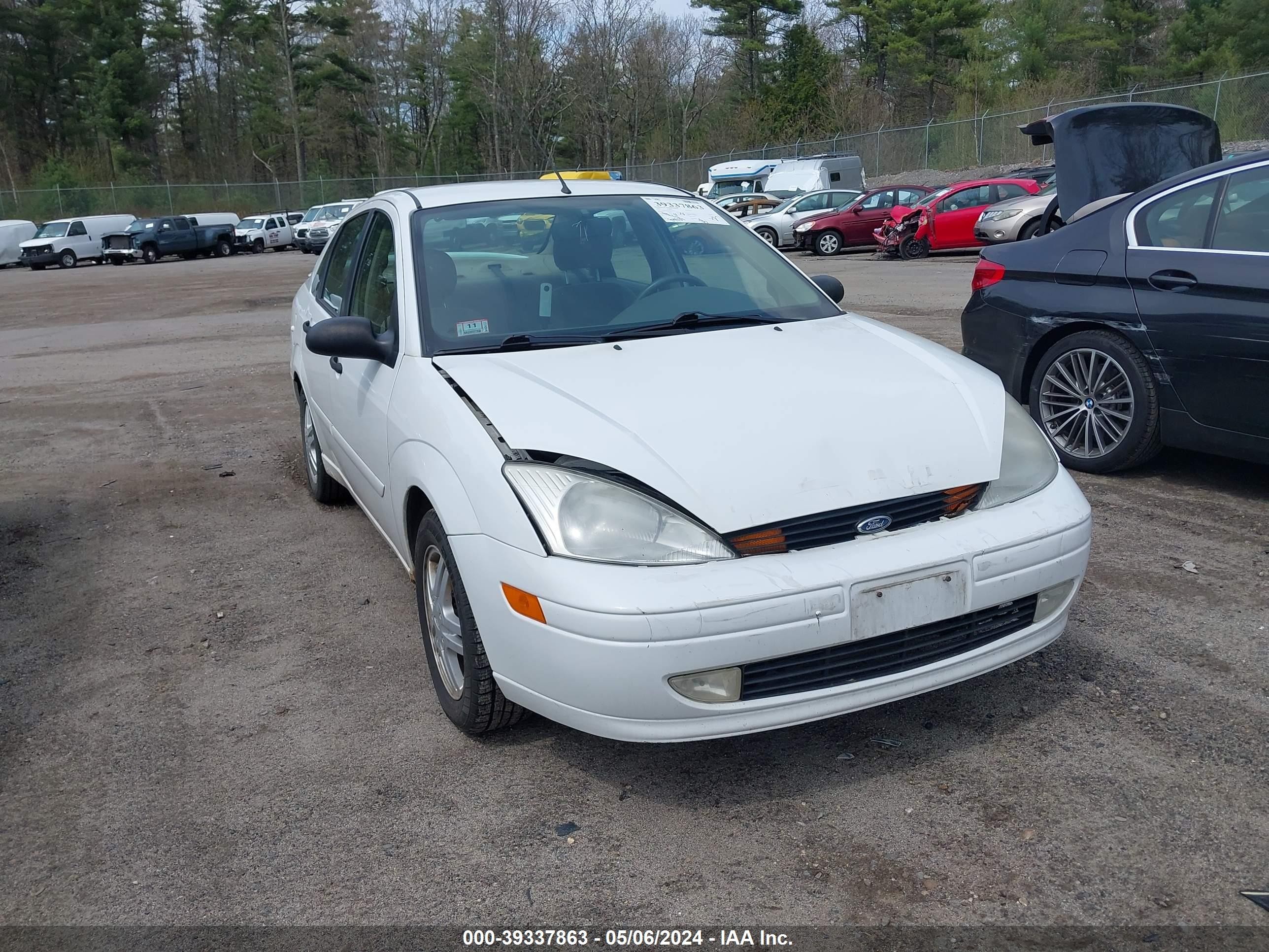 Photo 5 VIN: 1FAFP34321W211541 - FORD FOCUS 