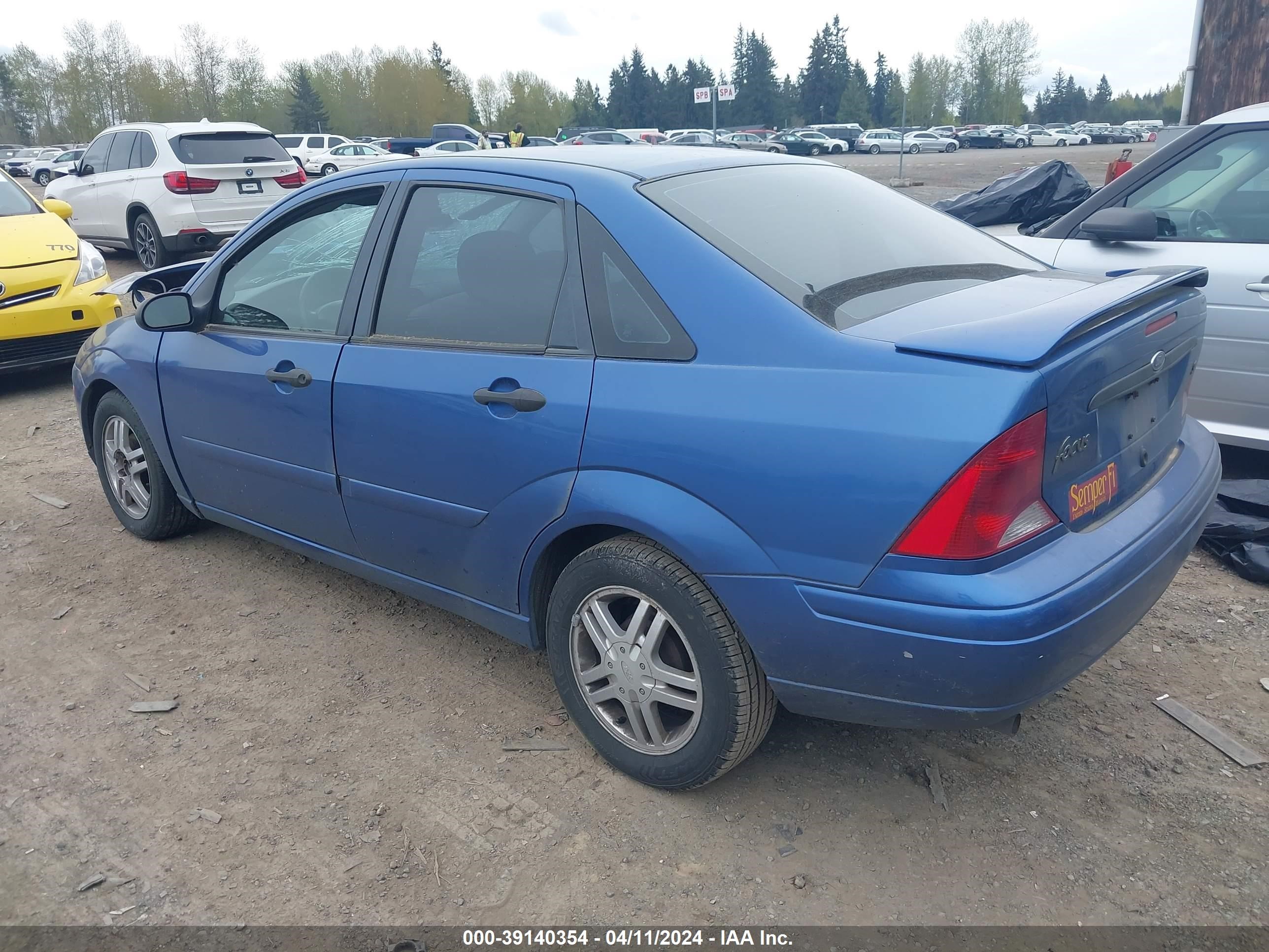 Photo 2 VIN: 1FAFP34332W204308 - FORD FOCUS 