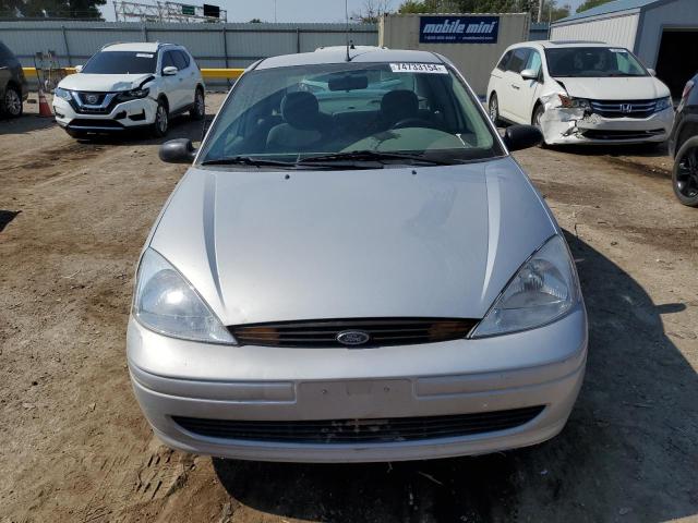 Photo 4 VIN: 1FAFP3433YW114326 - FORD FOCUS SE 