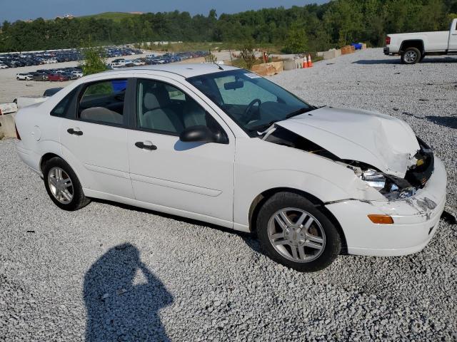 Photo 3 VIN: 1FAFP34382W320328 - FORD FOCUS SE 