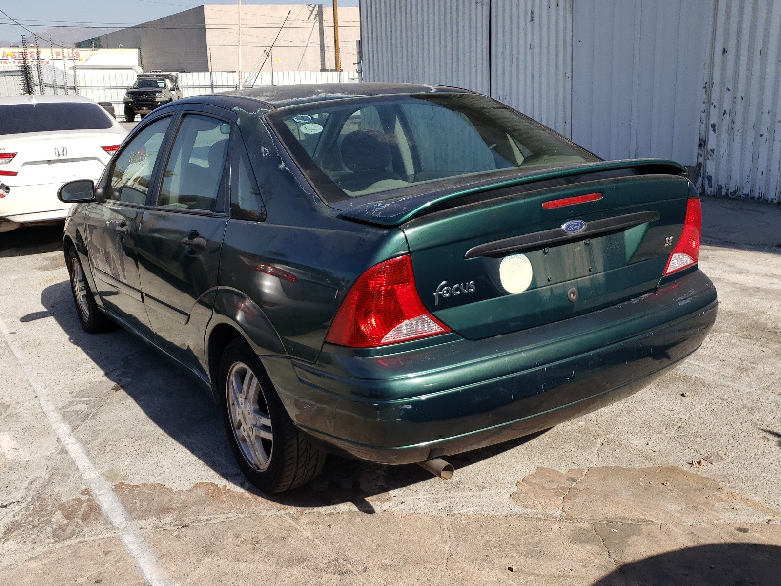 Photo 2 VIN: 1FAFP343X1W234694 - FORD FOCUS SE 