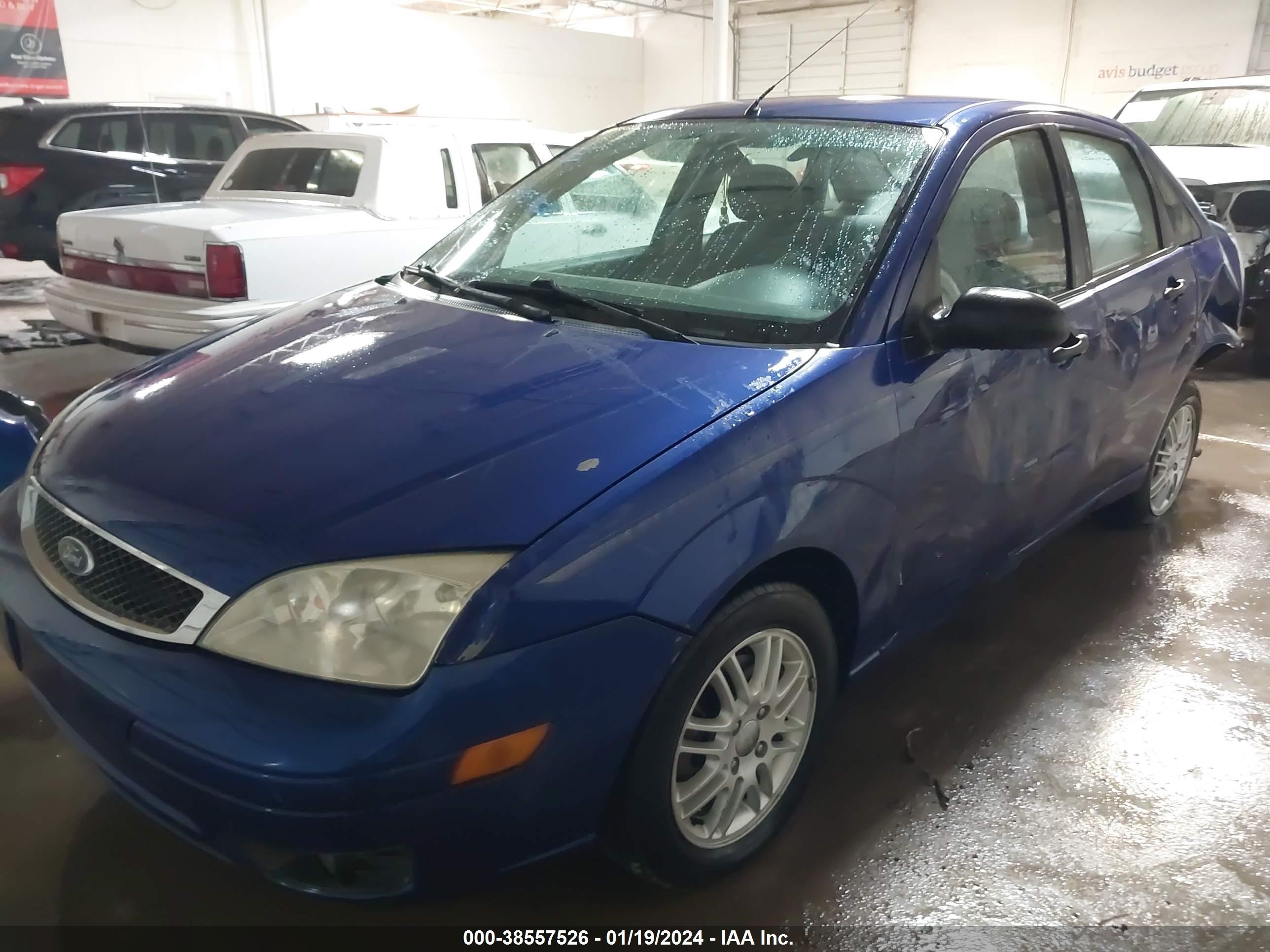 Photo 1 VIN: 1FAFP34N05W292062 - FORD FOCUS 