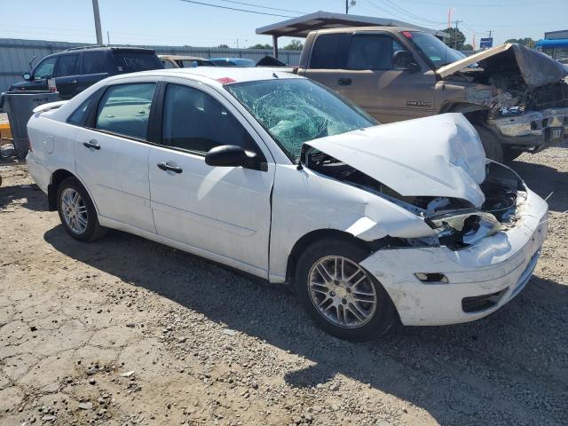 Photo 3 VIN: 1FAFP34N15W123037 - FORD FOCUS ZX4 